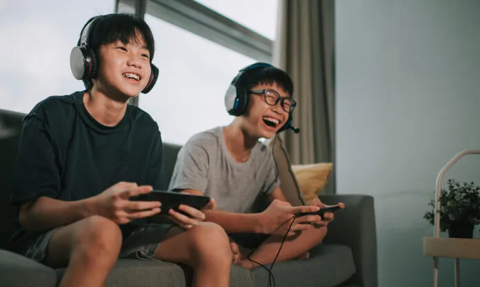 Parents find positive effects of video games on their childrenReviewed by Mason Reed - Gameplay Clarity Reviewer Parents find positive effects of video games on their childrenReviewed by Mason Reed - Gameplay Clarity Reviewer