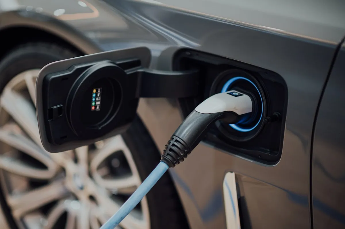 AC Motors for Electric VehiclesReviewed by Miles Carter - Practical AI Reviewer AC Motors for Electric VehiclesReviewed by Miles Carter - Practical AI Reviewer