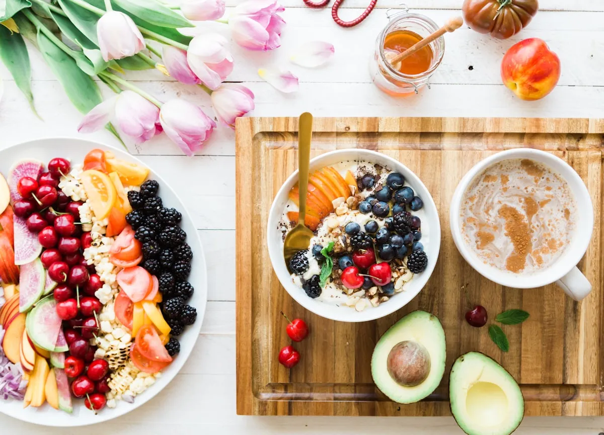 What Information Does a Food Label Provide?Reviewed by Sierra Nolan - Food Clarity Reviewer What Information Does a Food Label Provide?Reviewed by Sierra Nolan - Food Clarity Reviewer
