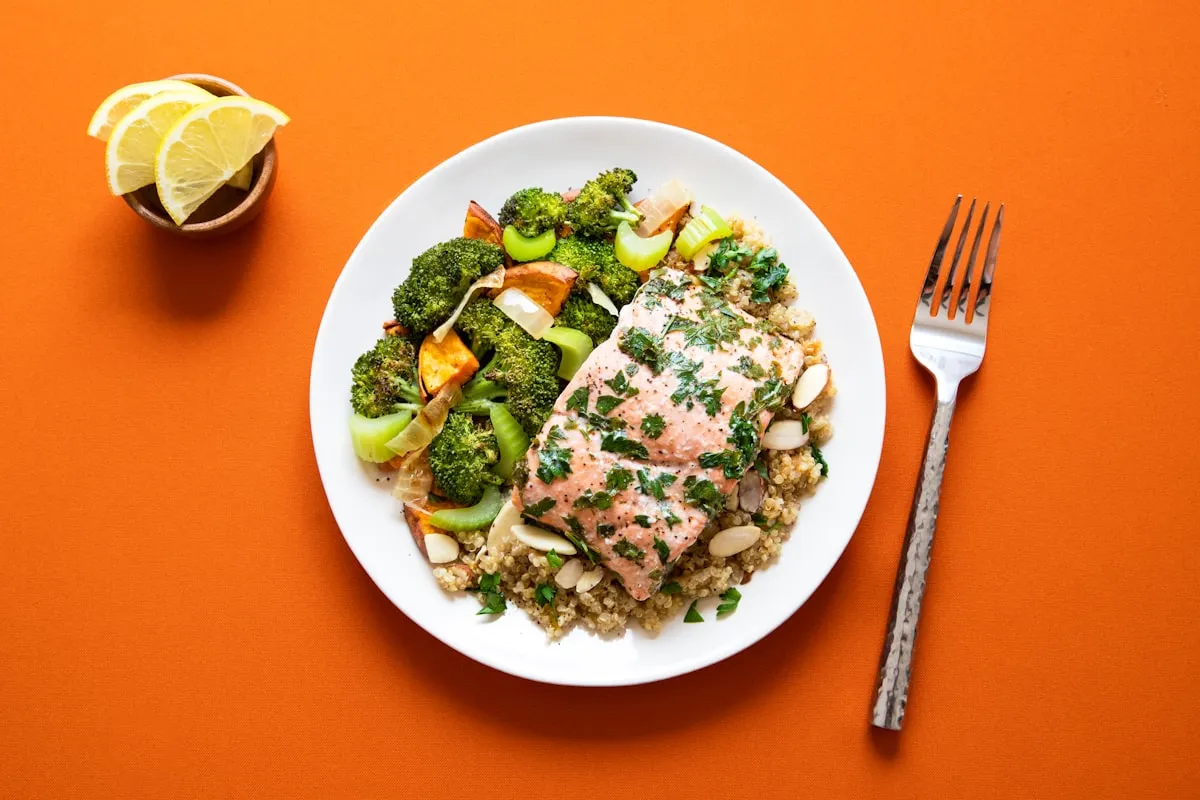 What Is the Best Food to Eat?Reviewed by Sierra Nolan - Food Clarity Reviewer What Is the Best Food to Eat?Reviewed by Sierra Nolan - Food Clarity Reviewer