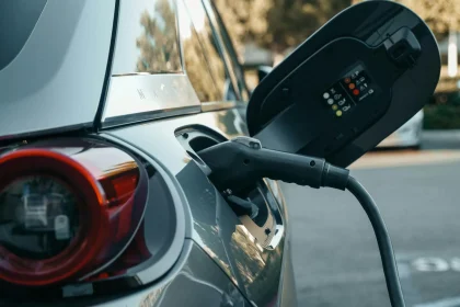 Which Company Will Be the First to Use an EV to Take Over Human Driver’s Role?