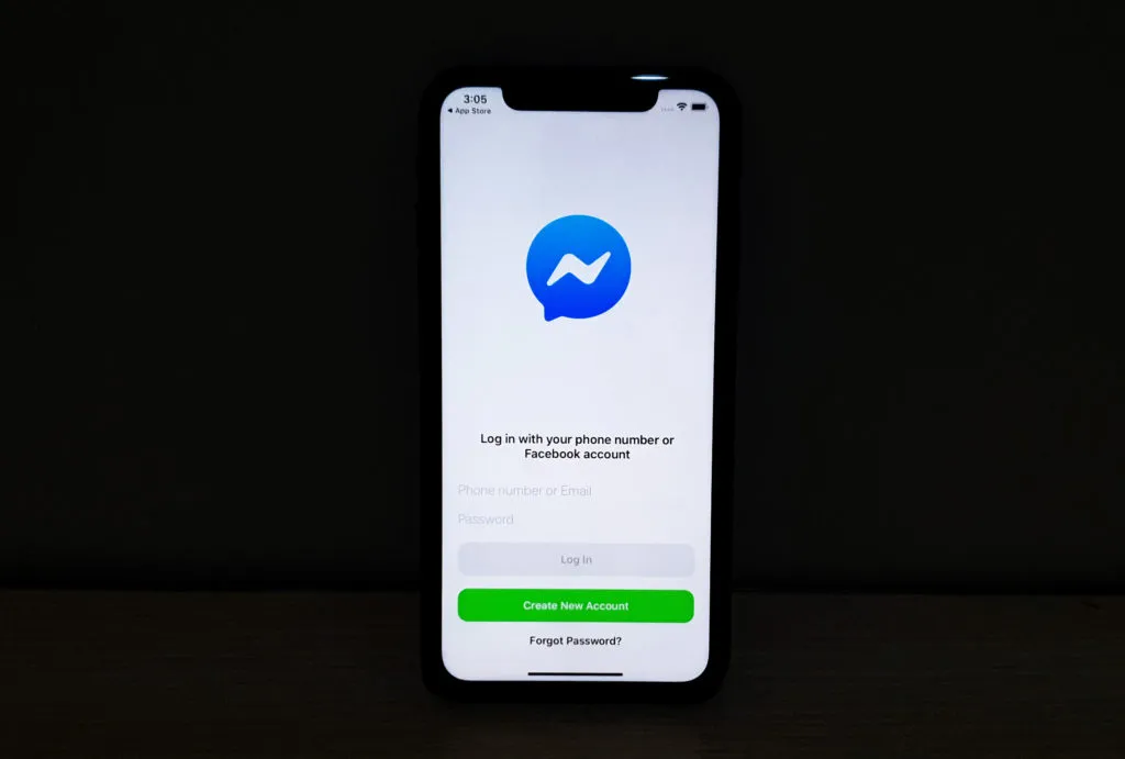 Fix Facebook Messenger Keeps Crashing on Your PhoneReviewed by Ella Park - Phone Clarity Editor Fix Facebook Messenger Keeps Crashing on Your PhoneReviewed by Ella Park - Phone Clarity Editor