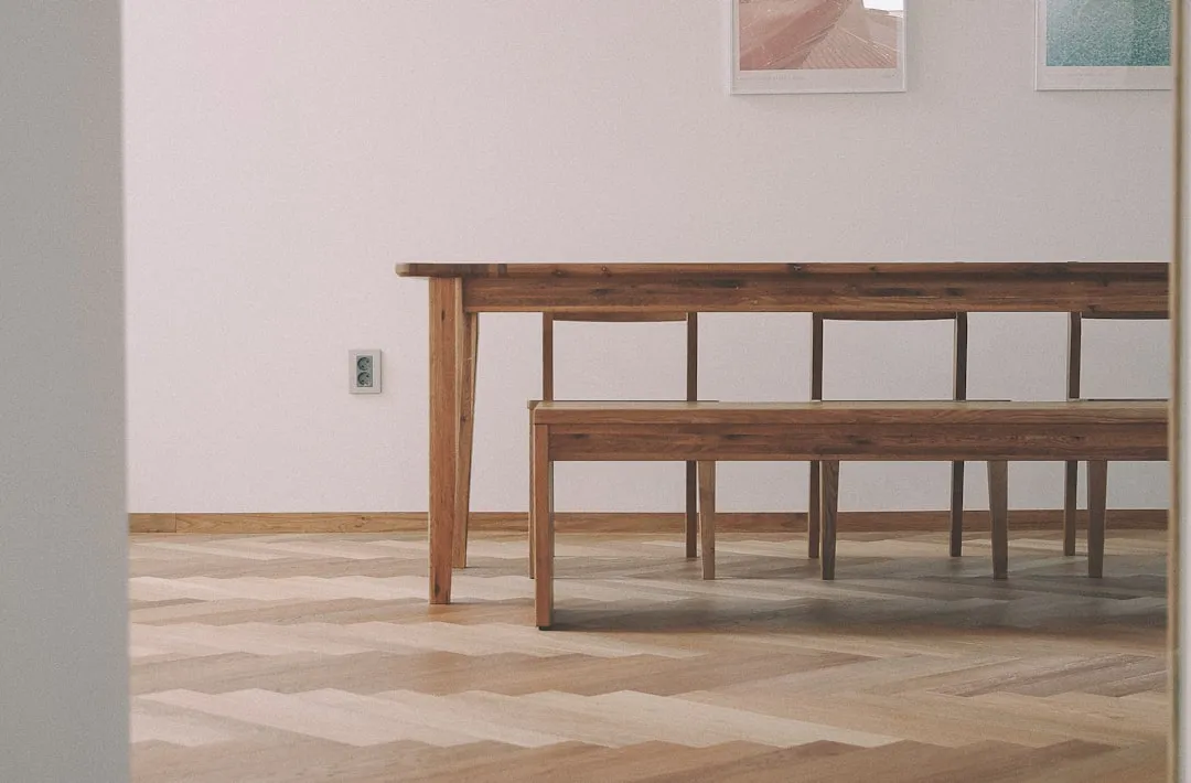How to Remove Baseboards Without Damaging Your Laminate FloorReviewed by Rachel Kim - Material and Finish Reviewer How to Remove Baseboards Without Damaging Your Laminate FloorReviewed by Rachel Kim - Material and Finish Reviewer