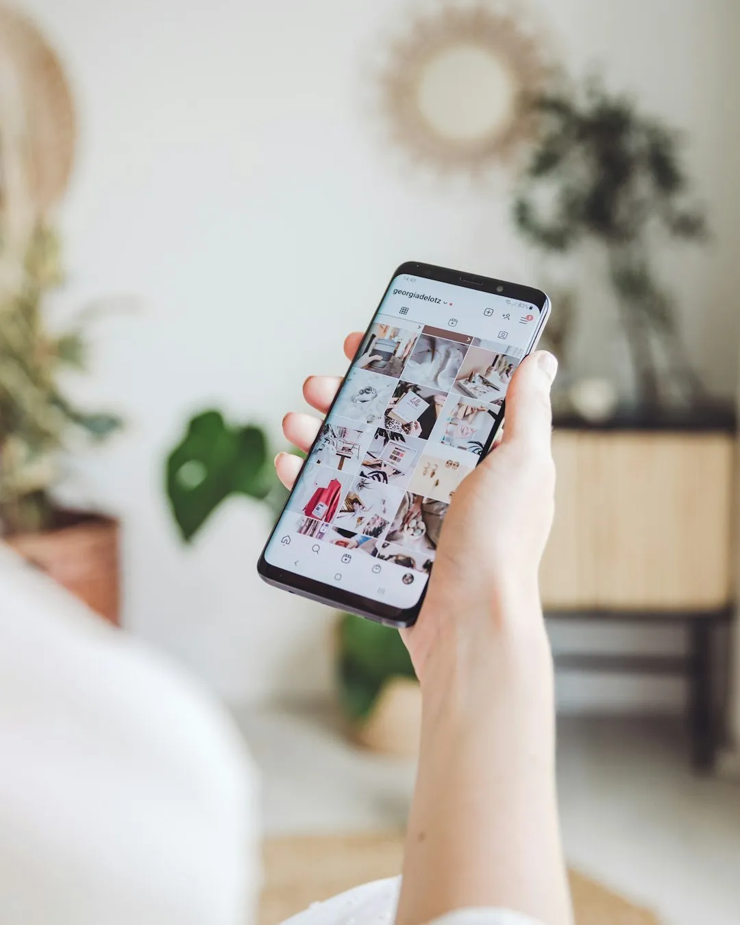 What Can Instagram Educate You About Theory Of Mind In AiReviewed by Lauren Pierce - AI Workflow Reviewer