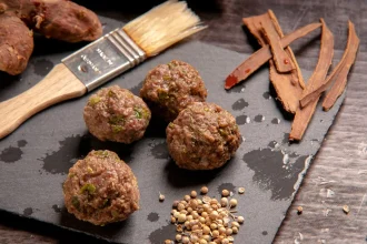 Cheesy Buffalo Chicken Meatballs: A Delicious Twist on Classic Wings